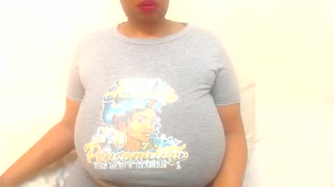boobyqueen online show from April 30, 12:43 pm
