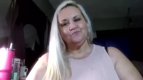 Ashlie Haines online show from May 8, 4:05 am