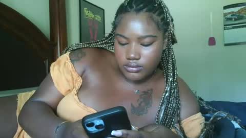 boooohoooobaby online show from June 22, 2:47 pm