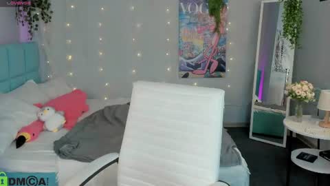 Milena online show from June 17, 2:57 am