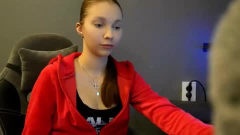 Alice online show from January 10, 3:17 pm