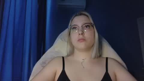 Belle  online show from November 14, 8:47 am