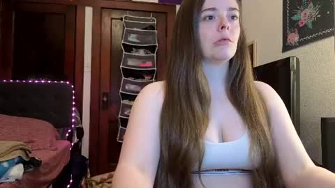 brandymyst online show from June 17, 2:35 am