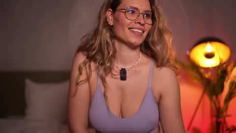 Alex online show from May 10, 3:52 am