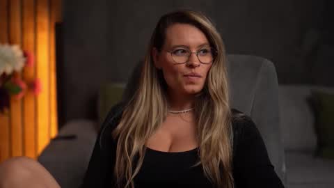 Alex online show from February 4, 6:49 am