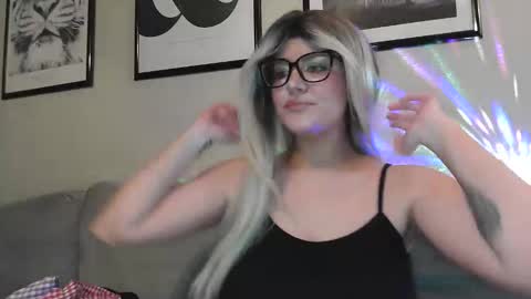 BrattyBarbieBabe online show from May 9, 2:13 am