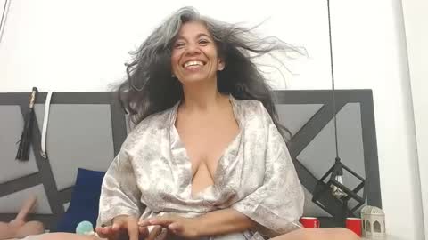 BRENDA VELASQUEZ online show from September 26, 12:41 am