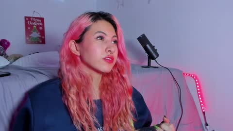 Bri cullen online show from January 1, 9:07 am