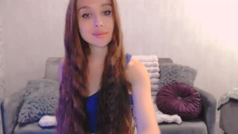 bri_fox online show from October 29, 9:28 pm