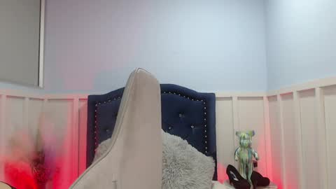 Bri online show from January 14, 10:48 am