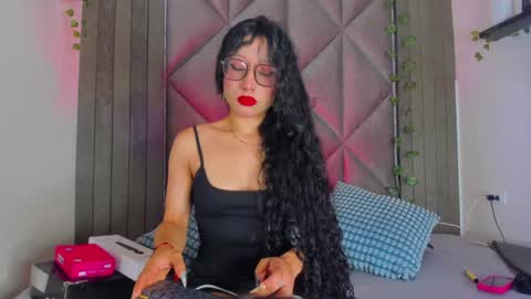 B R I A  online show from June 16, 2:56 am
