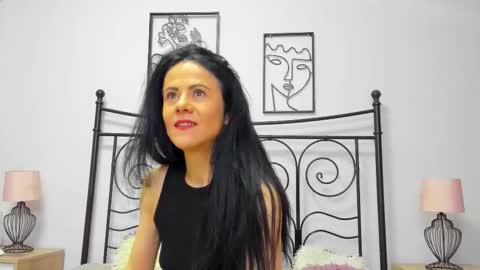 brianaflynt online show from November 7, 8:36 pm