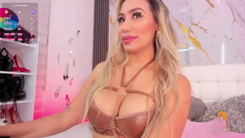 Brianna Ortiz online show from May 29, 4:49 pm