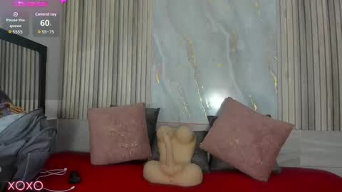 Brianna Chelsea  online show from October 23, 12:00 pm