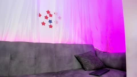 Snapshot of briannasweet_01 chatting on October 20, 2:31 pm Brianna online show from October 20, 2:31 pm