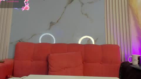    online show from February 9, 1:24 pm