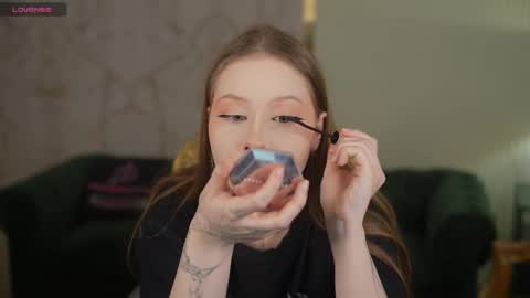 Diamonds Girls online show from February 18, 11:59 pm