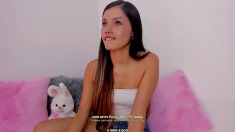 Brisa  online show from January 14, 8:14 pm