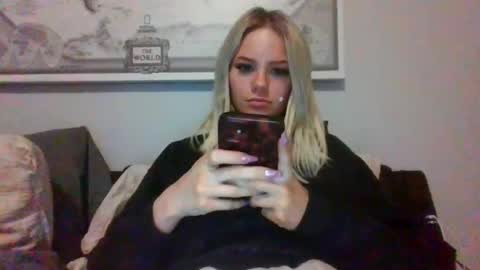 britneycherry08 online show from July 1, 12:54 am