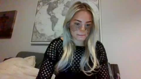 britneycherry08 online show from July 9, 4:48 am