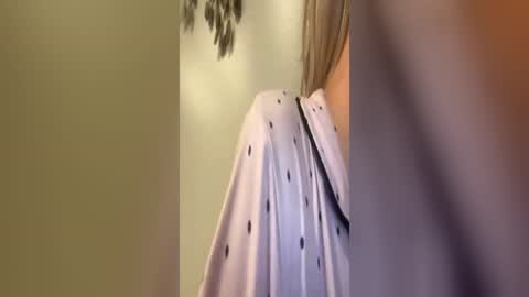 britneycherry08 online show from June 14, 9:04 pm