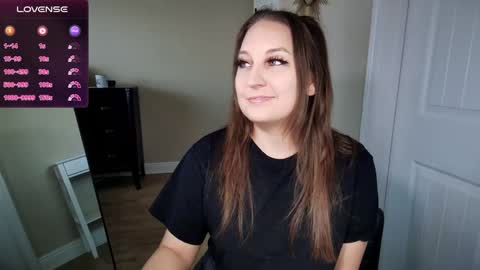 brookebee online show from December 4, 9:57 pm