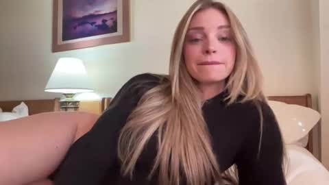 brooke stacy online show from December 11, 7:57 pm