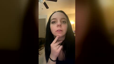brookiecookiezzz11 online show from May 5, 5:38 pm