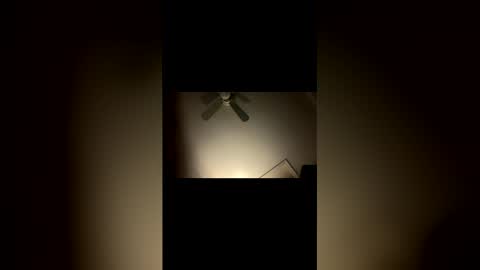 brookly185001 online show from May 10, 4:25 am