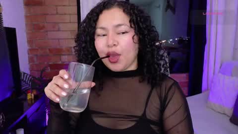 Miss online show from April 21, 1:42 am