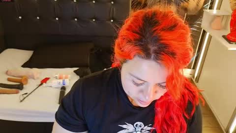 Bruja SCarlata online show from May 2, 1:09 am