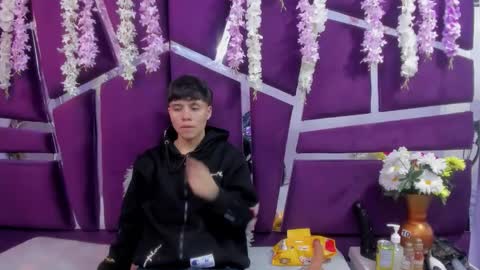 Bruno Cruz online show from December 17, 3:00 am