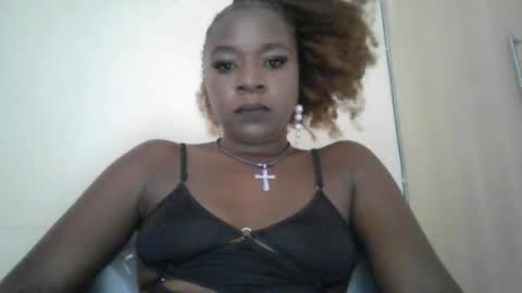 bubblebun_1 online show from August 1, 10:39 am