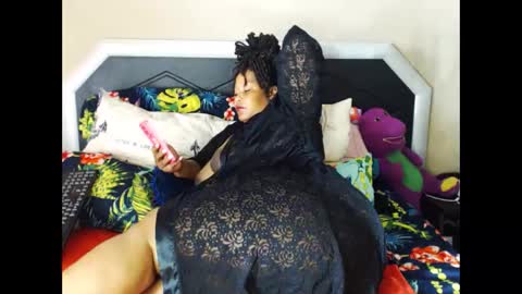 bulkyyass4u online show from November 30, 6:50 am