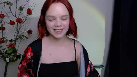 Ariel online show from April 28, 8:02 pm