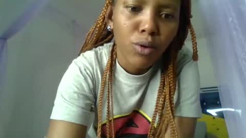 bunnydiva_ online show from July 17, 2:32 pm
