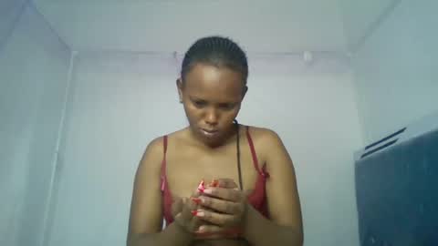 bunnydiva_ online show from July 5, 10:43 am