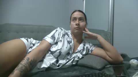 Bunnyela online show from January 11, 11:37 am