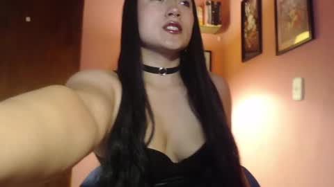 bunnyEmilyR0s33 online show from December 31, 3:34 am