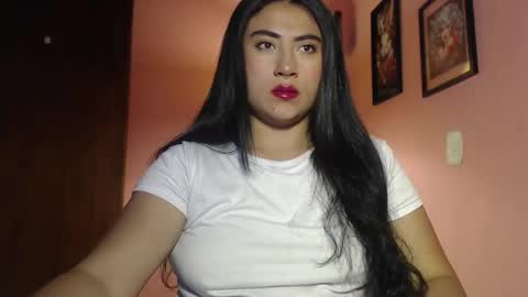 bunnyEmilyR0s33 online show from January 24, 7:51 am