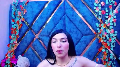 burbuja pink  online show from December 19, 5:10 am