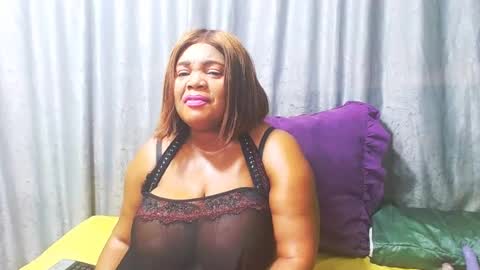 bustymaturestepmum online show from June 19, 5:11 am