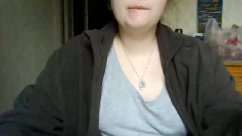 butterfly18988 online show from October 21, 6:39 am