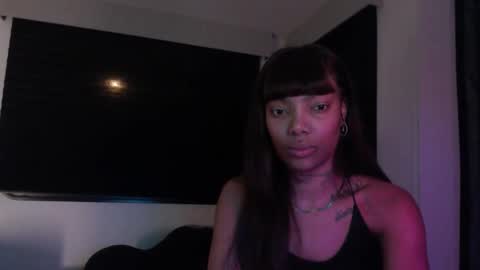 butterfly booty online show from November 15, 5:30 am