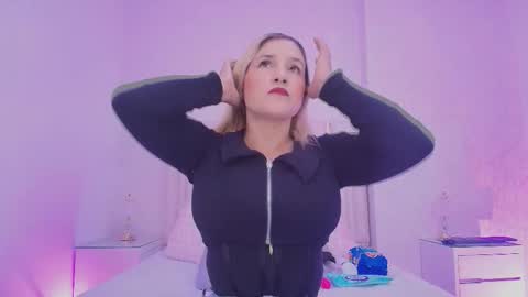 Carolina online show from March 17, 2:59 am