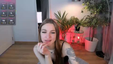 Polly online show from November 16, 9:15 pm