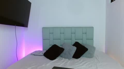 Cailyn Independent model online show from June 17, 12:12 am