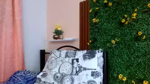 calimasalas2 online show from March 18, 1:10 am