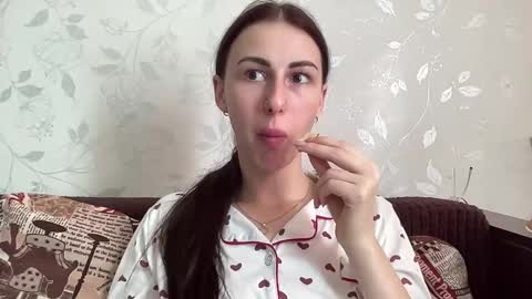 Anna online show from February 25, 10:59 am