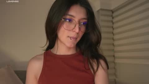   online show from May 8, 12:36 am